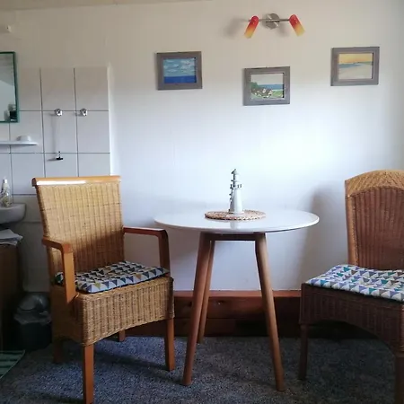 بيت للعطل Karl Heinz Striesow Neuendorf (Hiddensee)